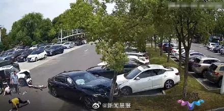 司机六秒连撞3车4人